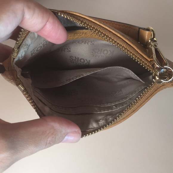 Michael Kors Wristlet ID Holder/Coin Purse/Wallet - Picture 6 of 7